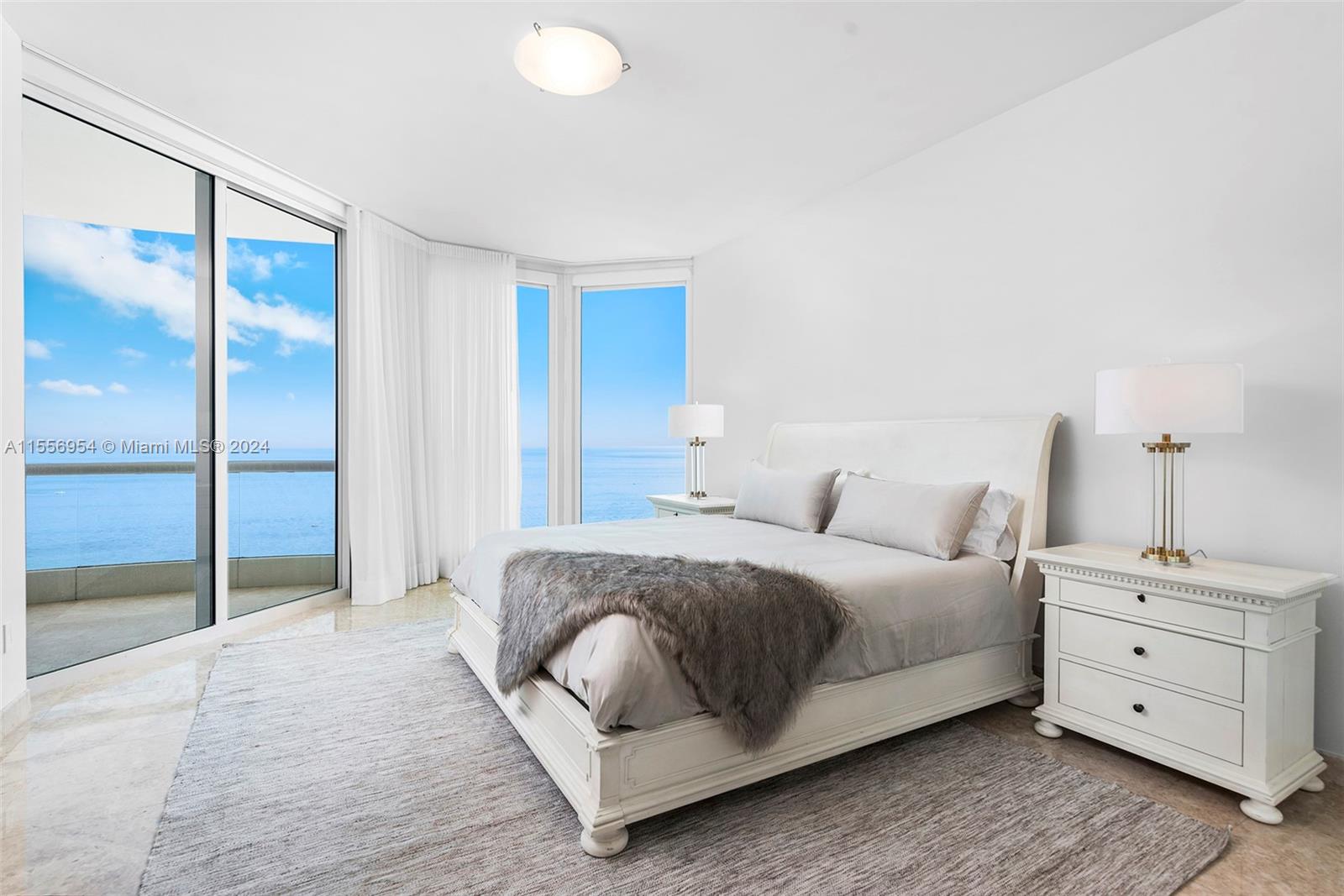 16051 Collins Ave # 3103