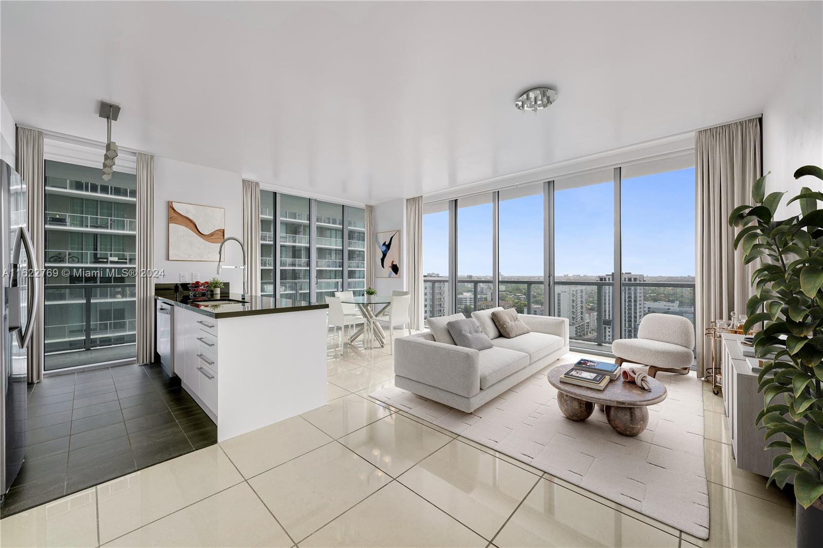 1111 SW 1st Ave Unit: 2414-N