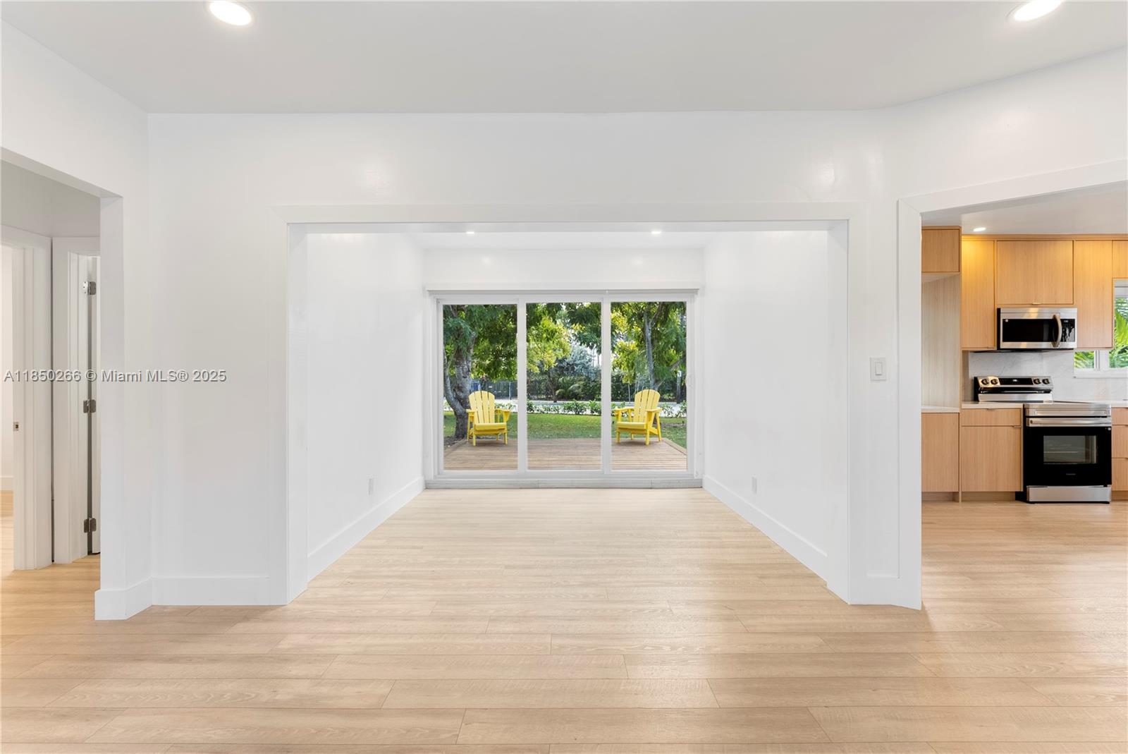810 NW 7th St
