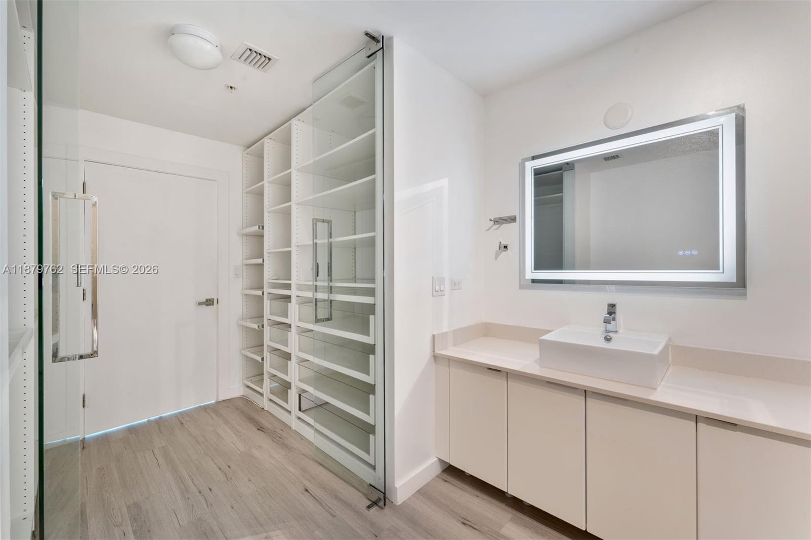 3301 NE 1st Ave # M0501