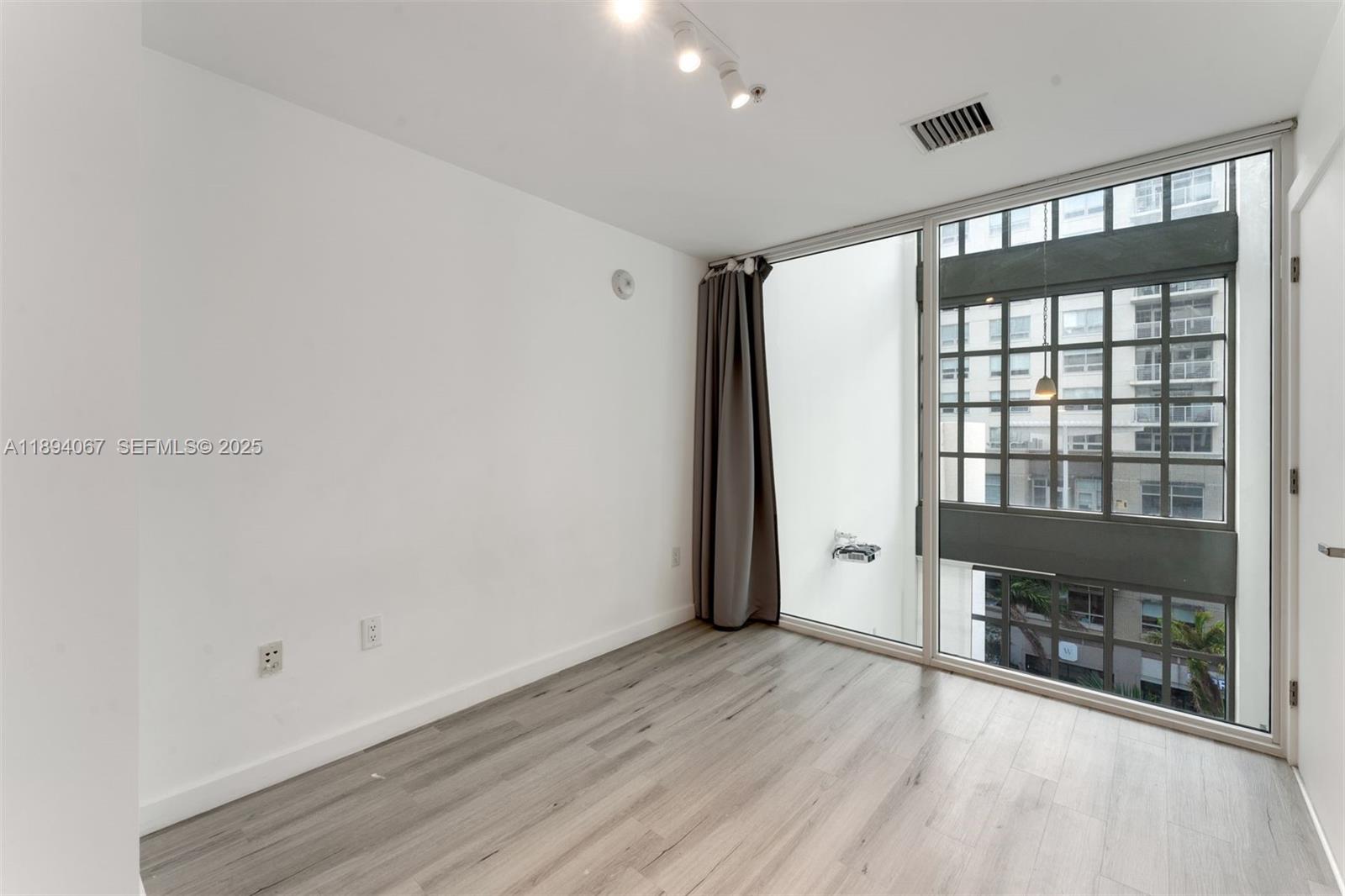 3301 NE 1st Ave # M0501