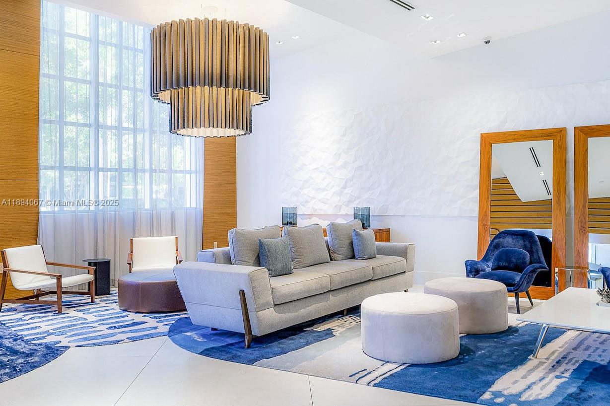 3301 NE 1st Ave # M0501