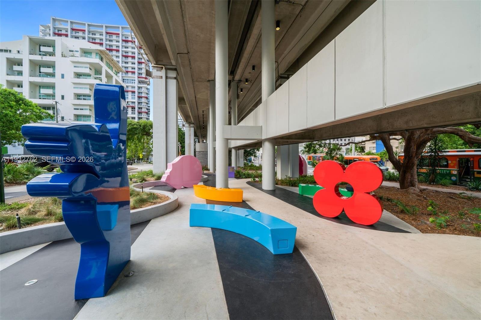 1111 SW 1st Ave Unit: 721-N