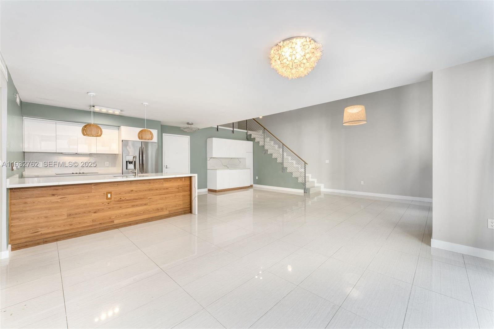 1111 SW 1st Ave Unit: 721-N