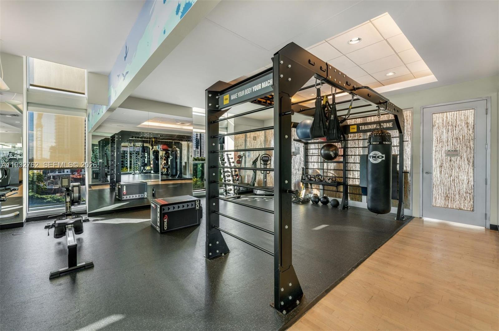 1111 SW 1st Ave Unit: 721-N