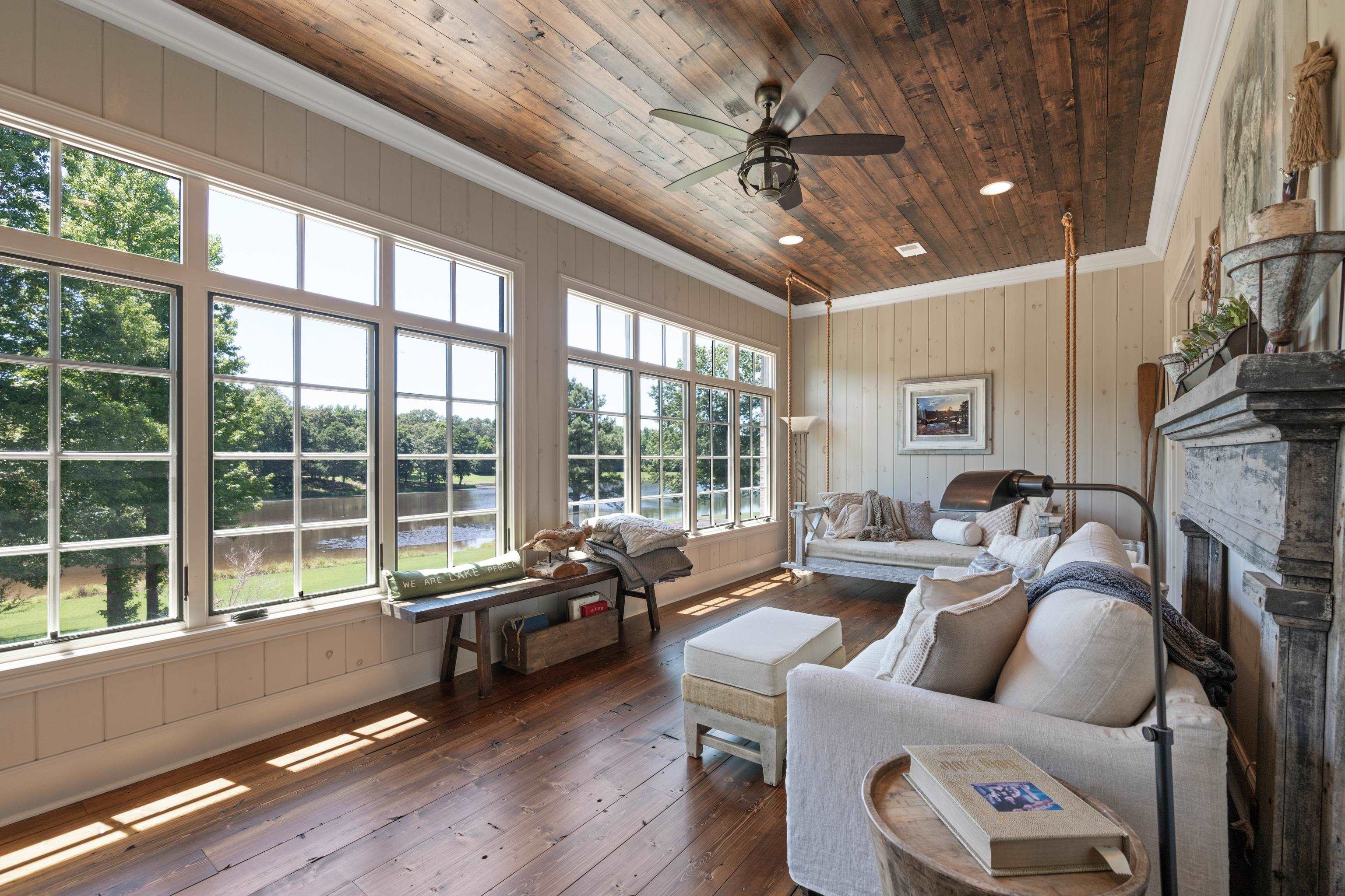 189 S MARYS CREEK CV