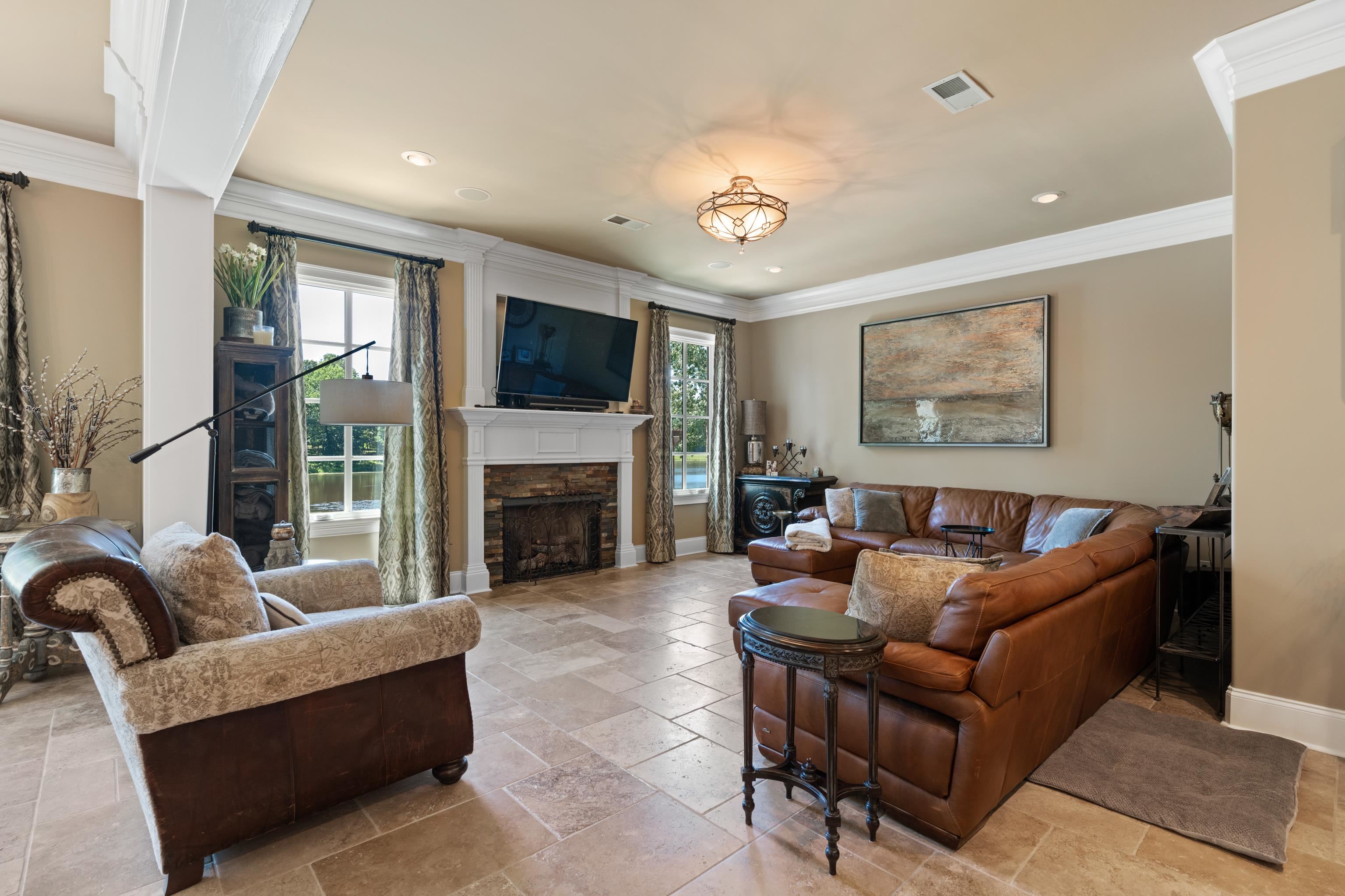 189 S MARYS CREEK CV