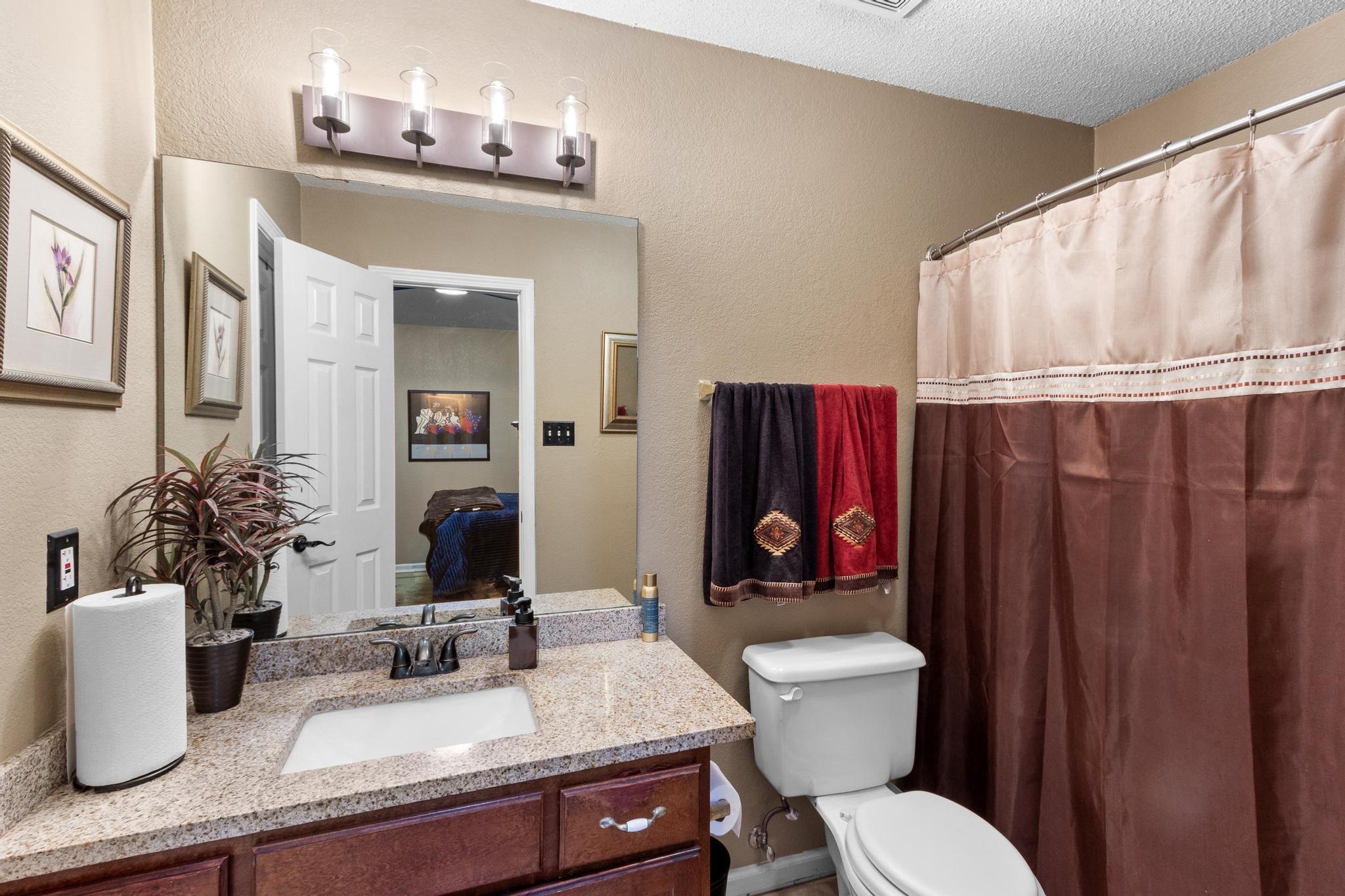 4421 ENGLISH PECAN CV