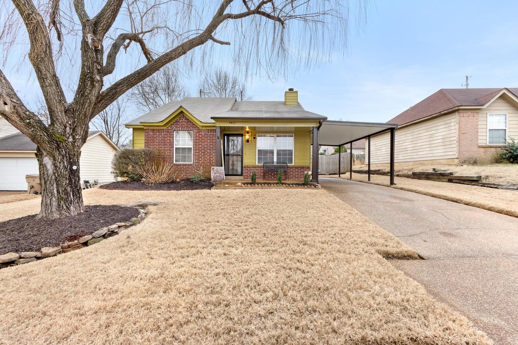4421 ENGLISH PECAN CV