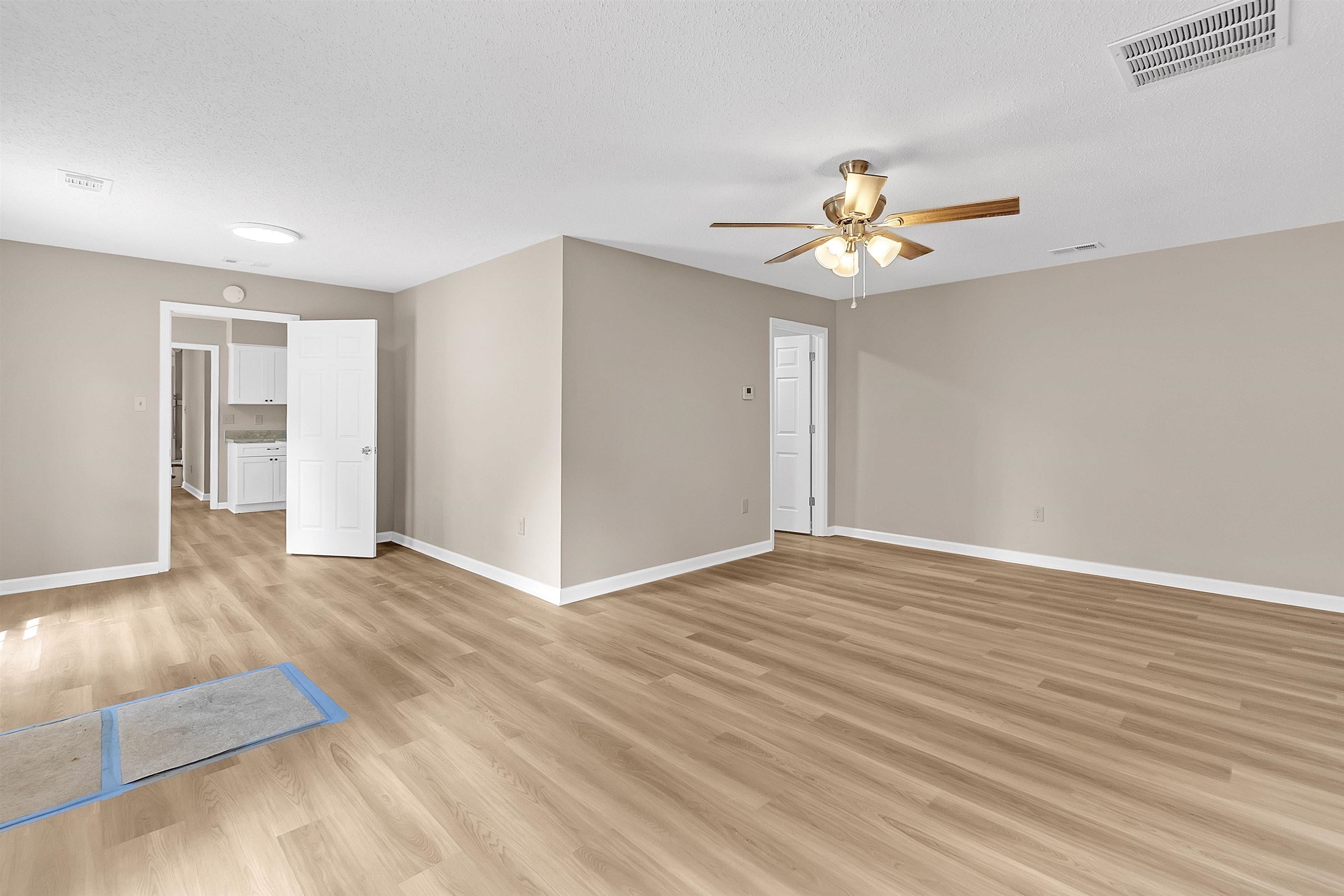4162 OLD VILLAGE LN