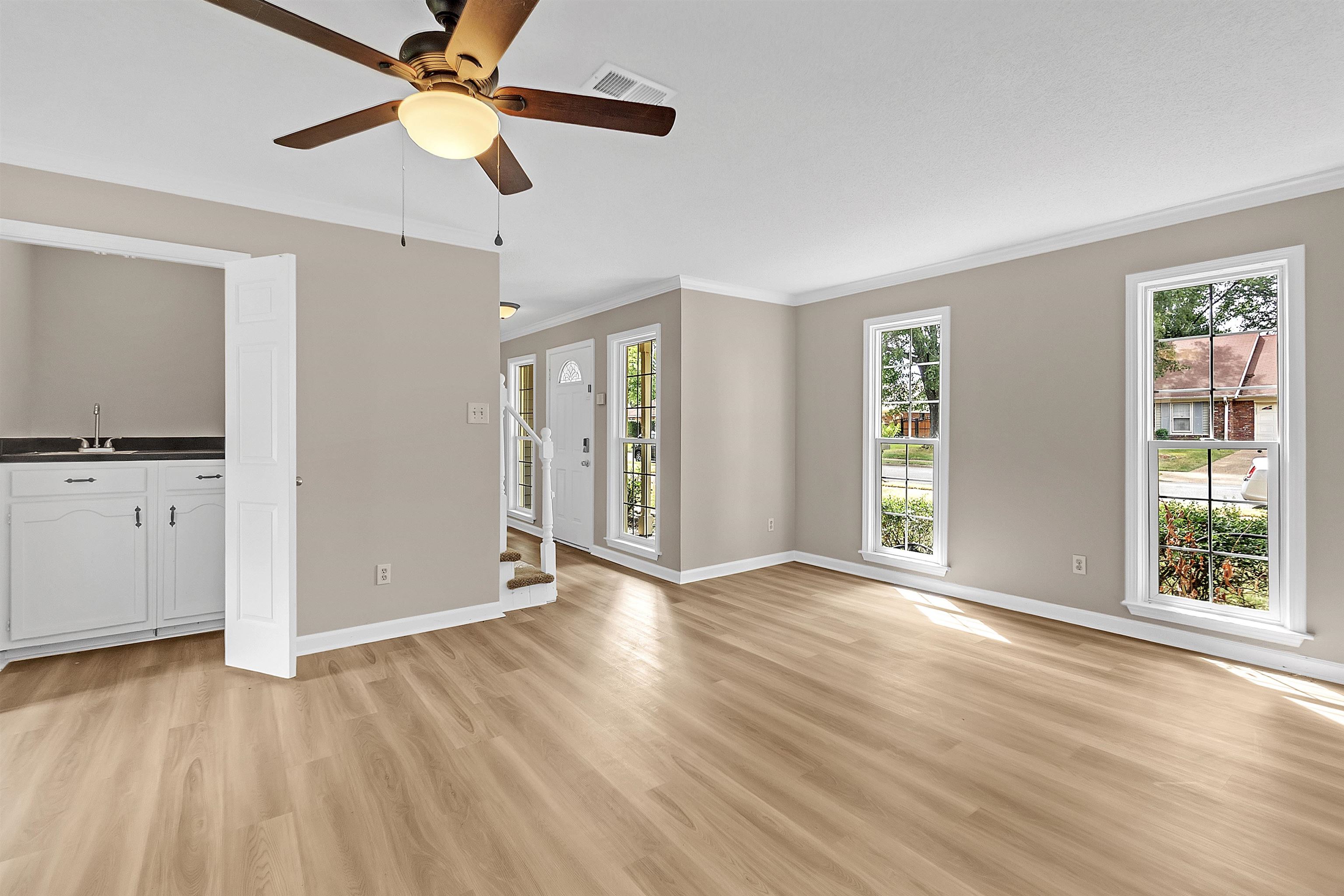 4162 OLD VILLAGE LN