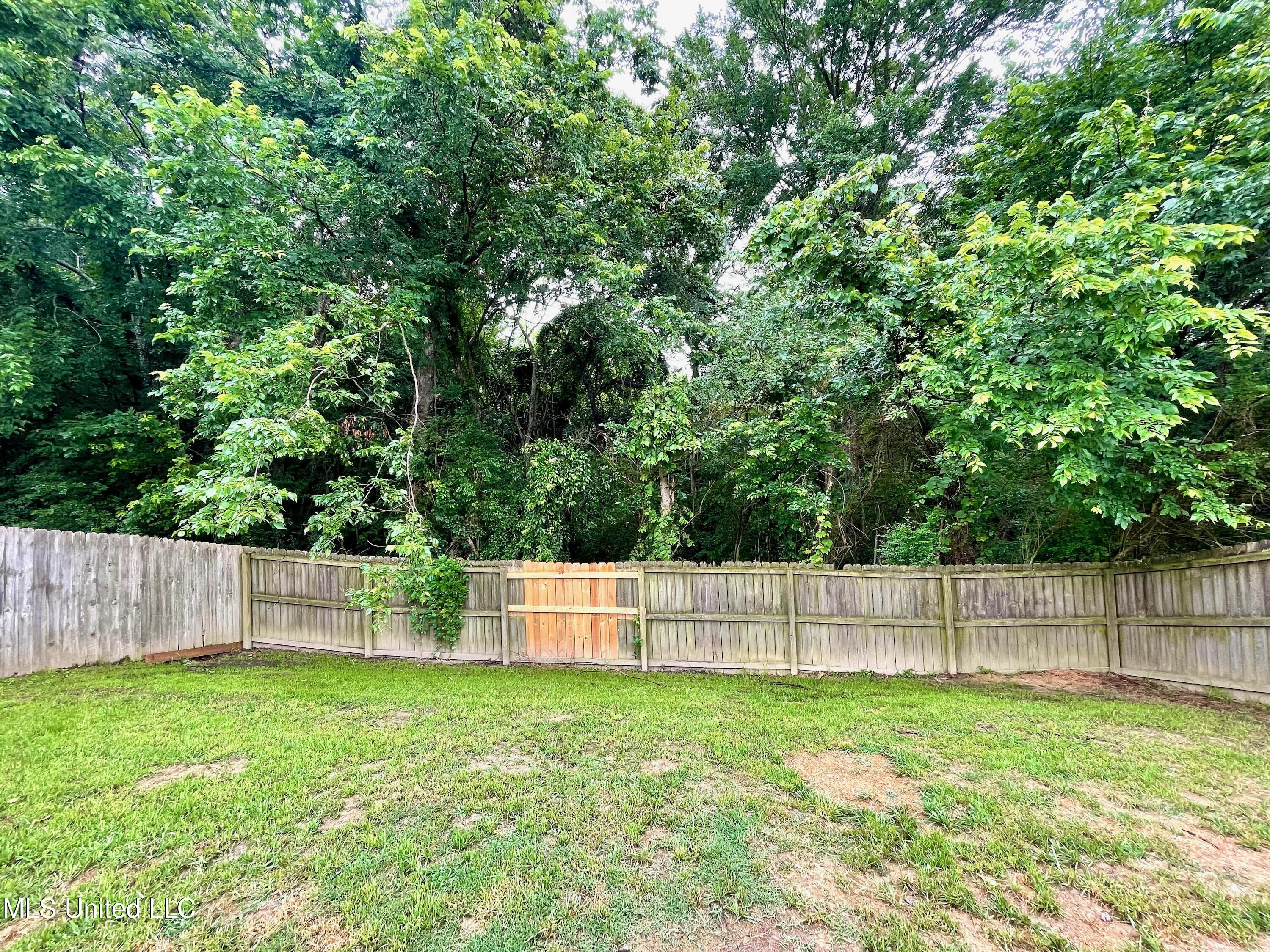 785 Burton Lane