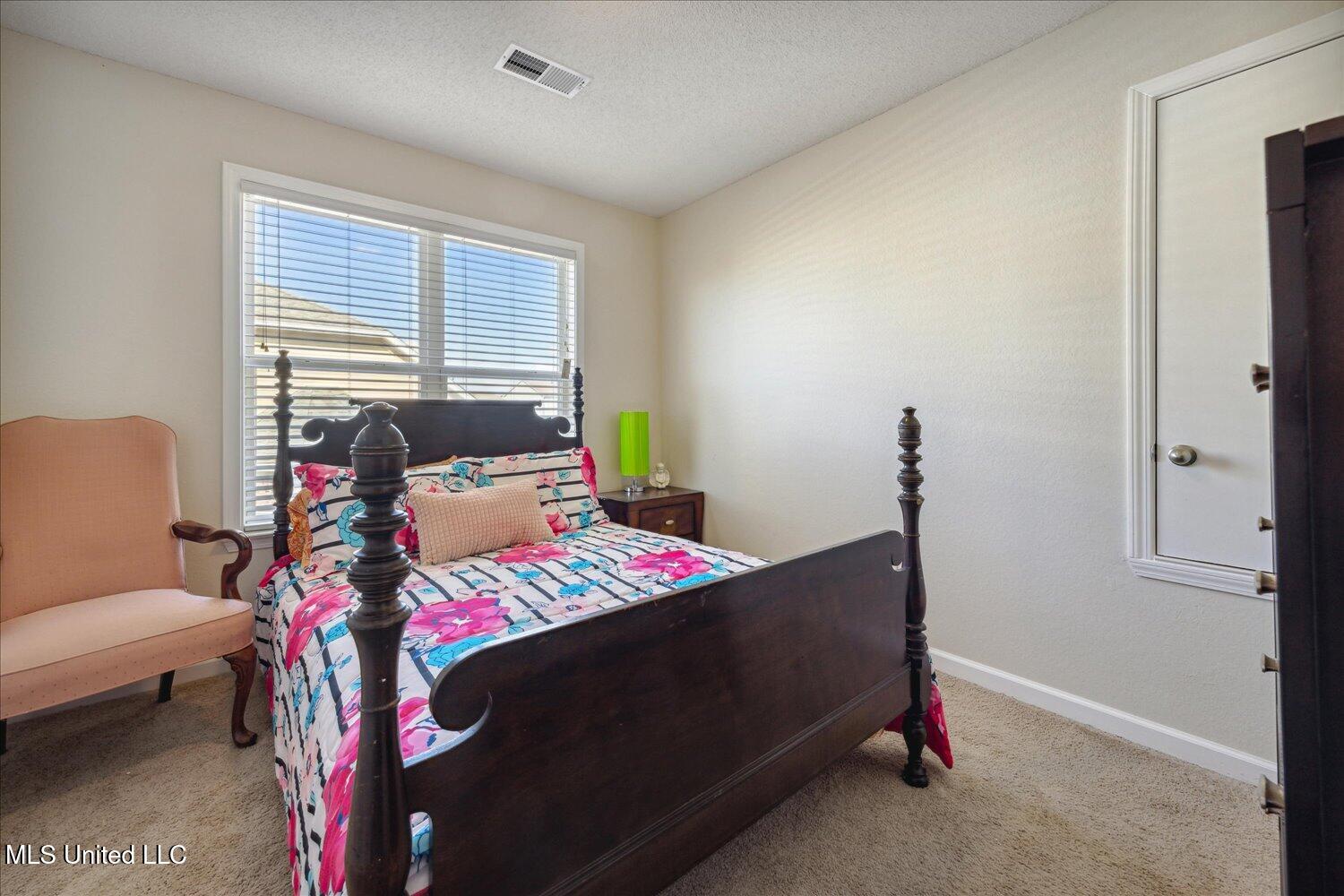 7300 Grandiflora Drive