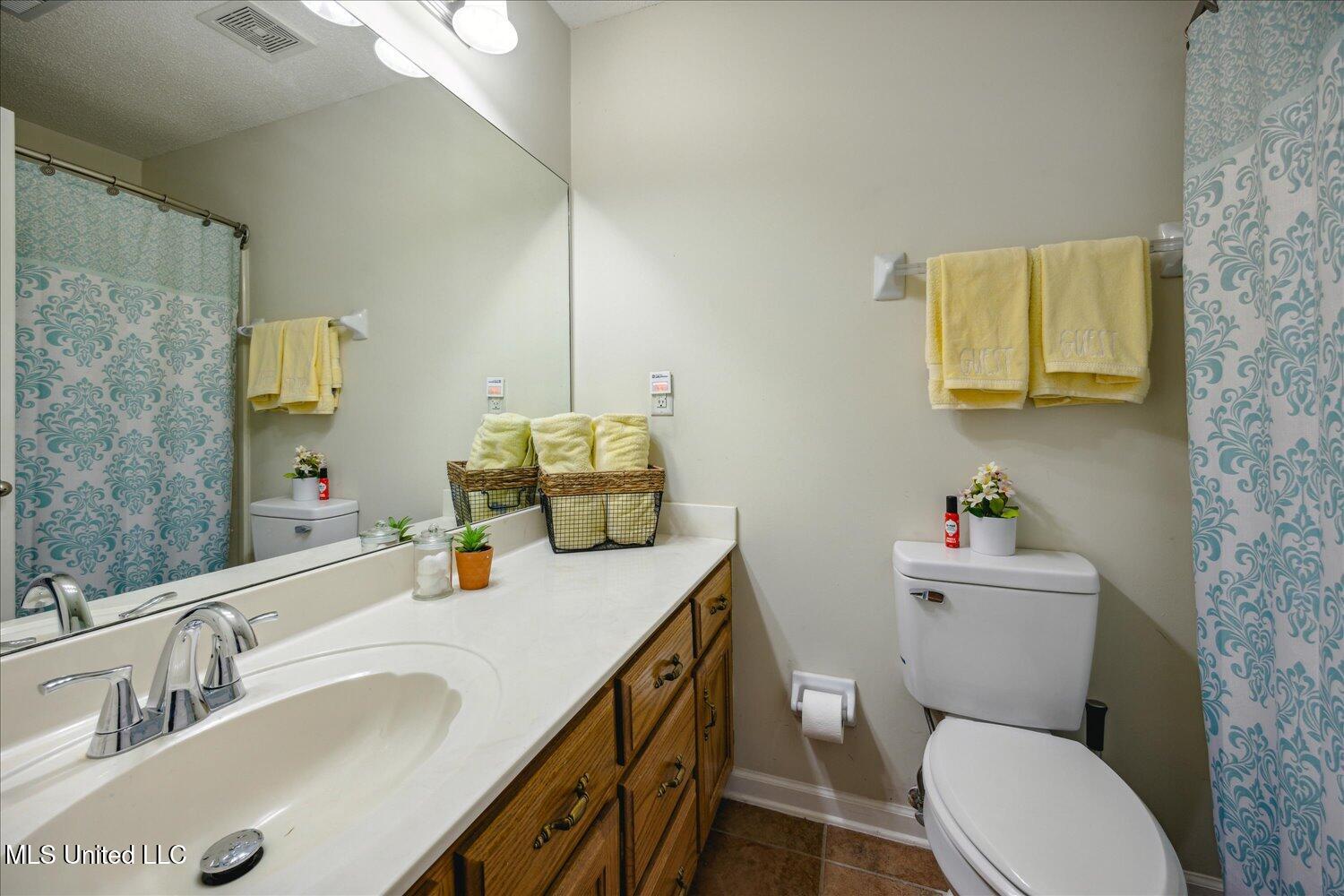 7300 Grandiflora Drive