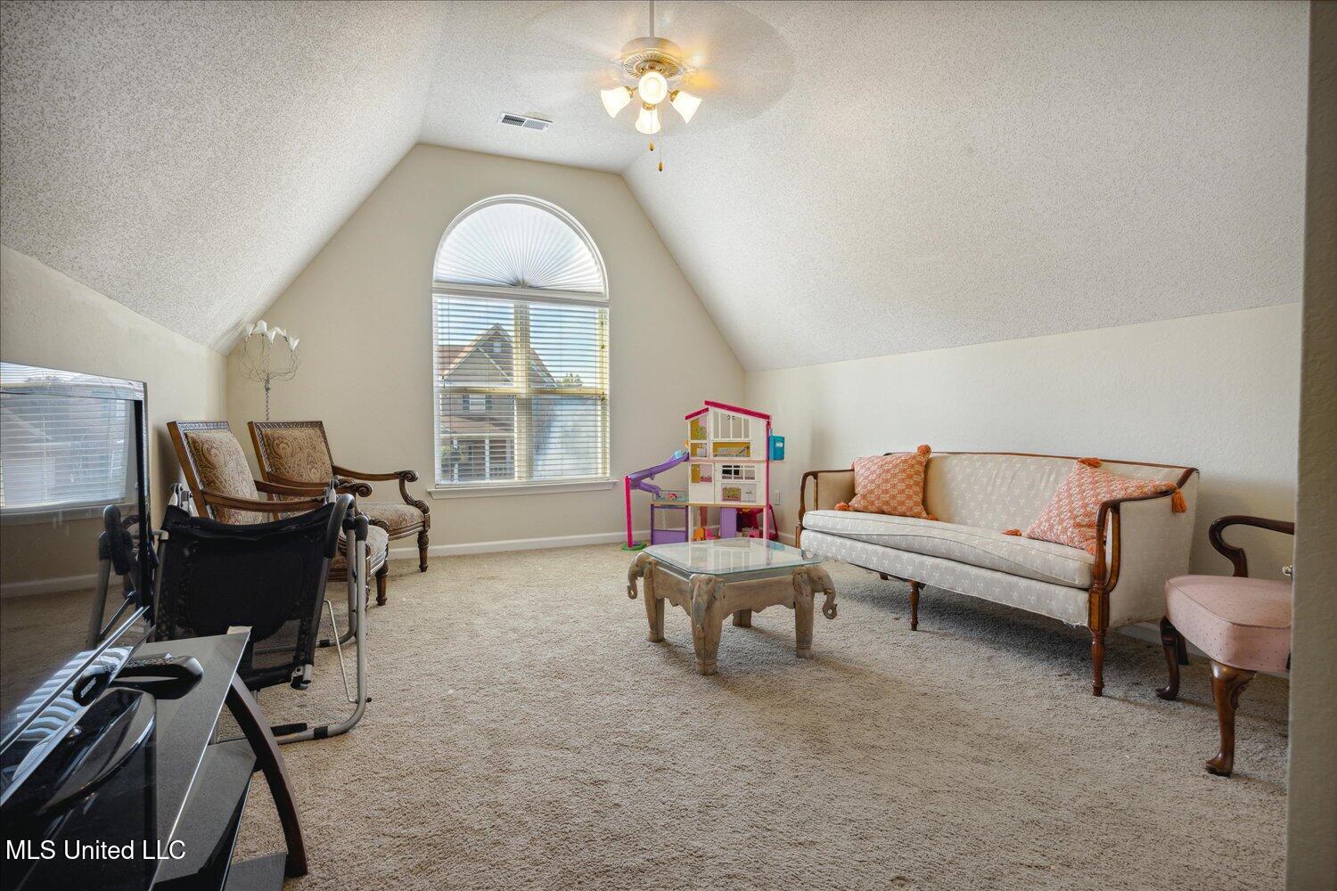 7300 Grandiflora Drive