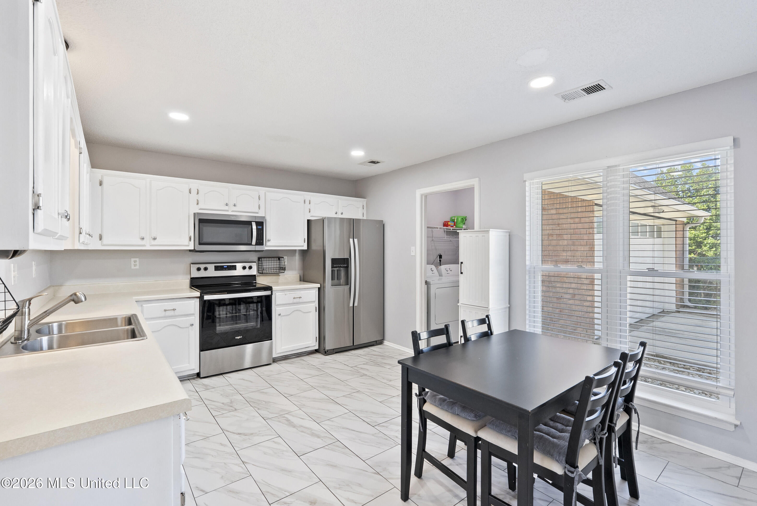 9042 Belmont Drive