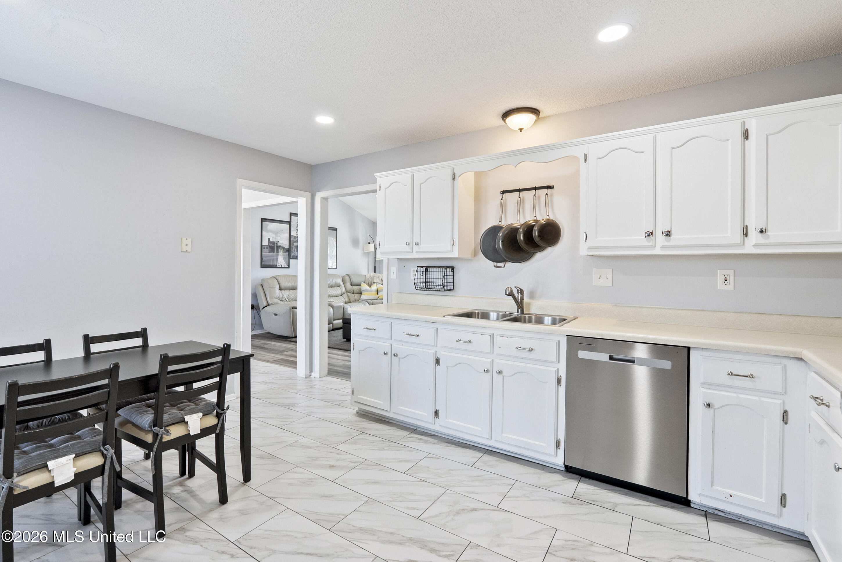 9042 Belmont Drive