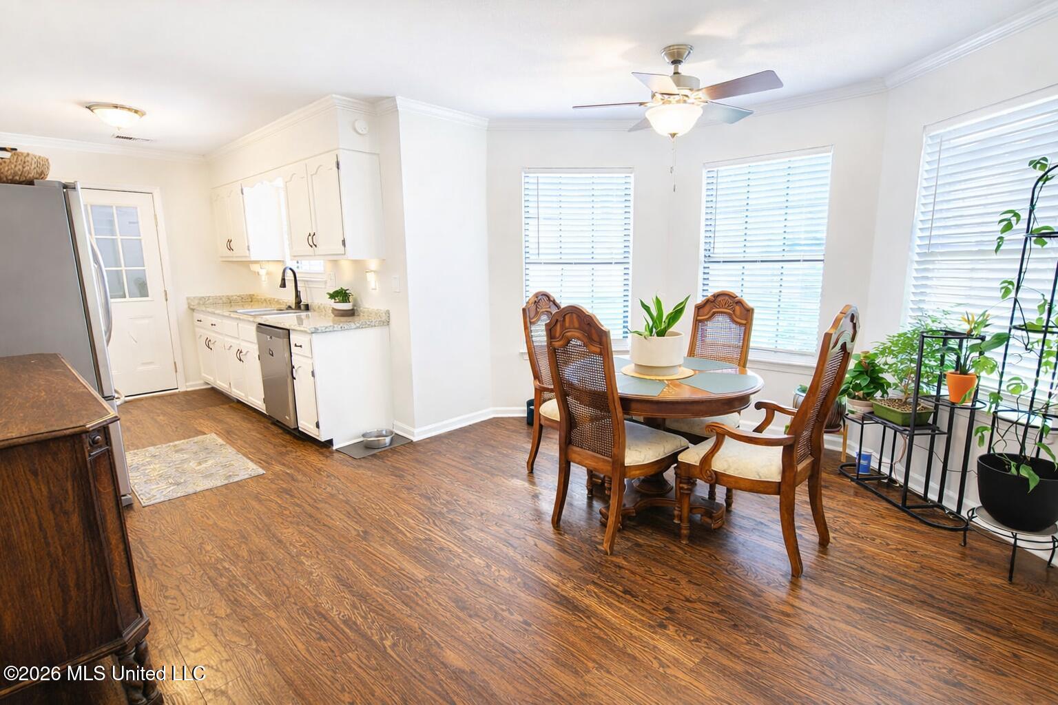 7168 Oak Forest Drive
