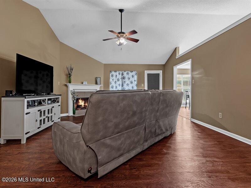 4103 Meadow Creek Drive