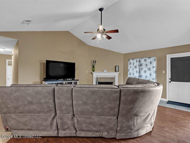 4103 Meadow Creek Drive