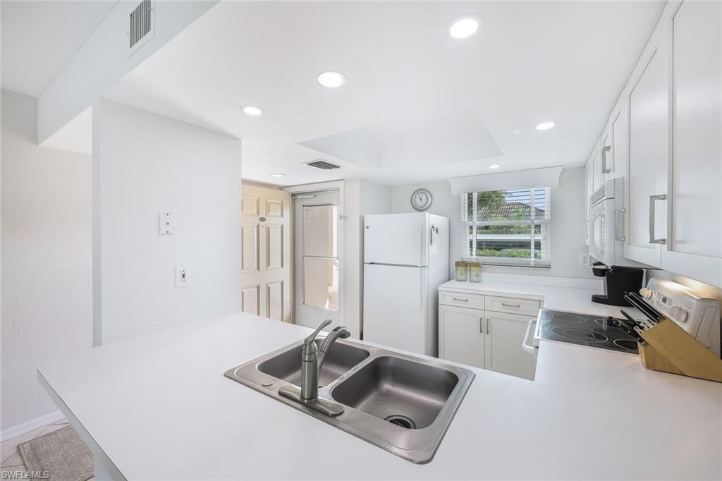 801 S Collier BLVD Unit: N-102