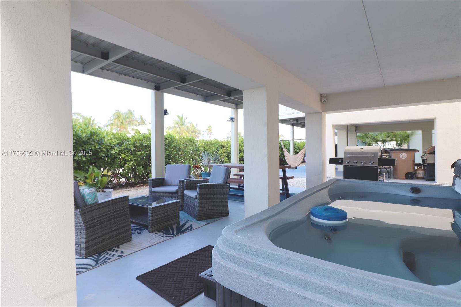 12400 Overseas Hwy # 9