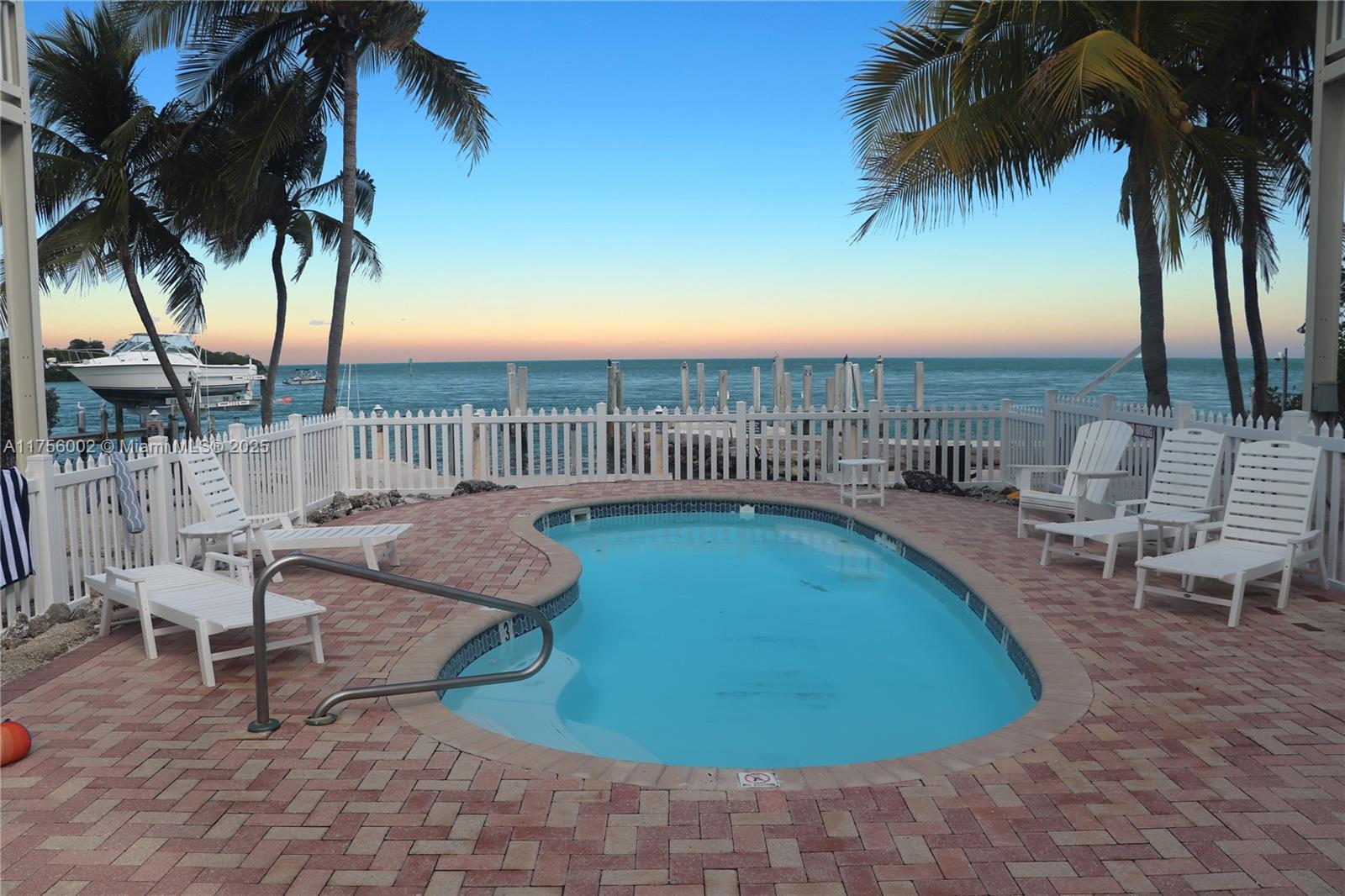 12400 Overseas Hwy # 9