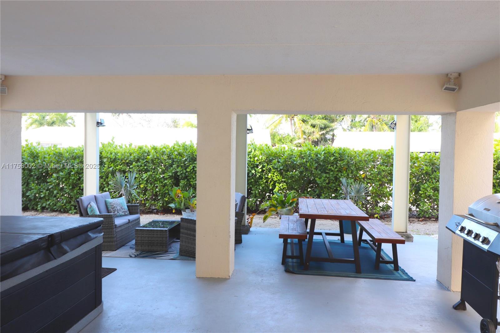 12400 Overseas Hwy # 9
