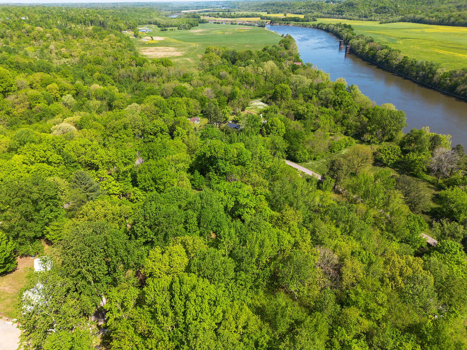 1202 Bloom Landing Rd