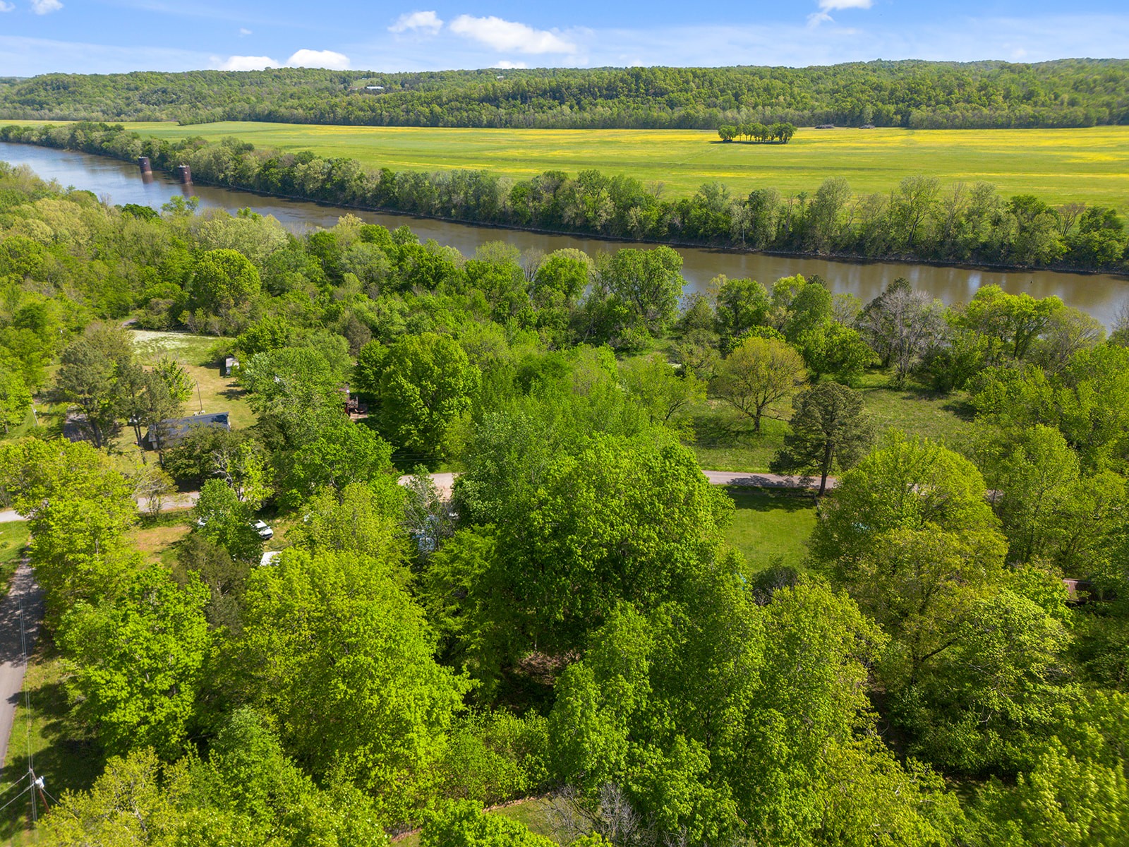 1202 Bloom Landing Rd