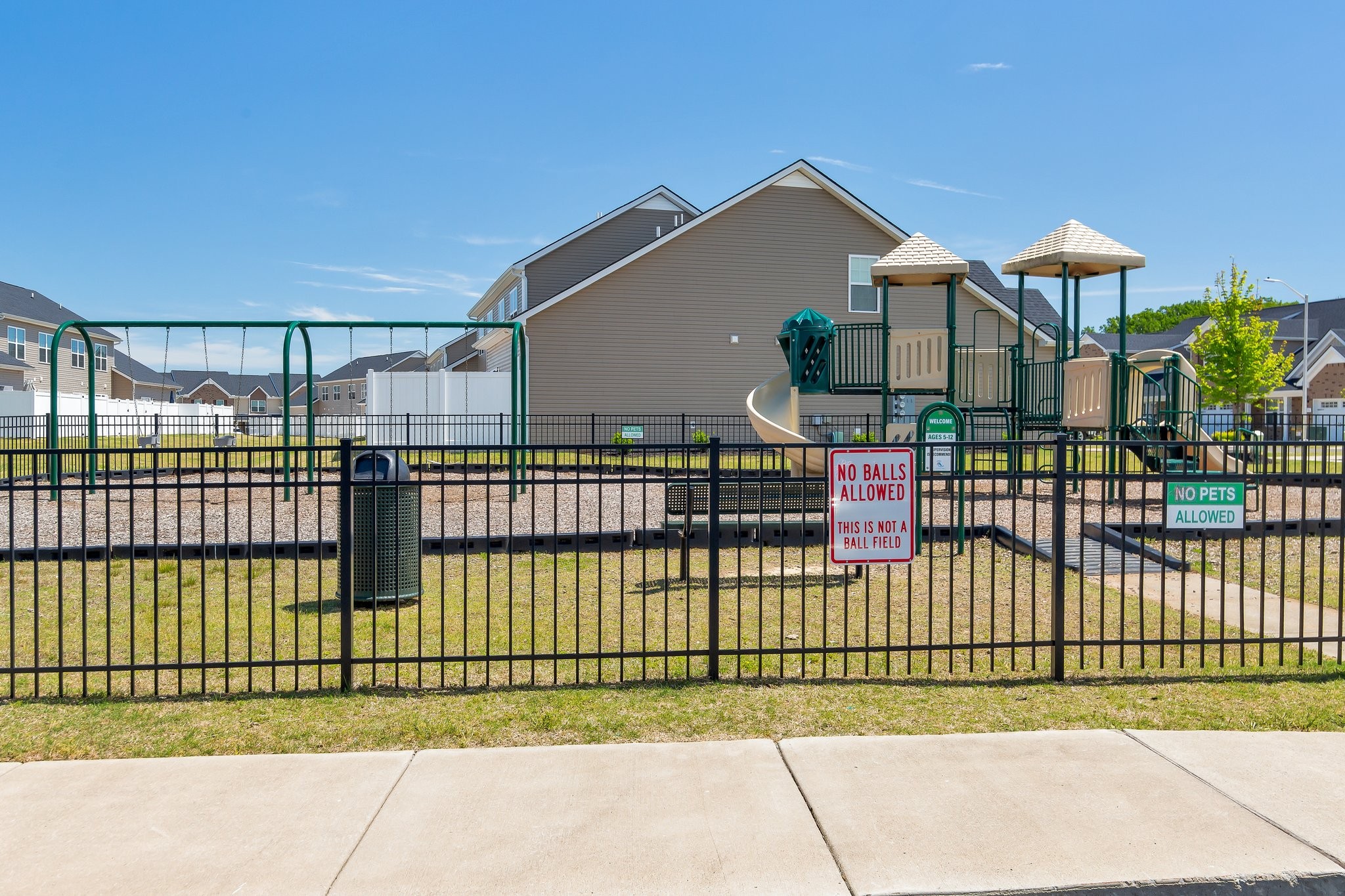 2030 Victory Gallop Ln