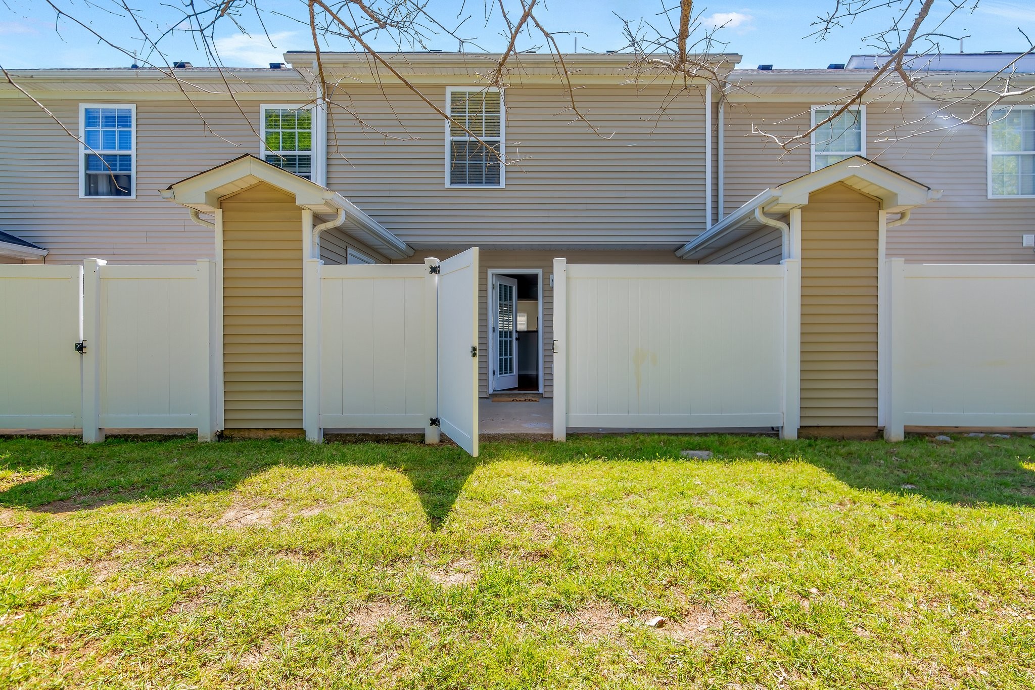 2030 Victory Gallop Ln