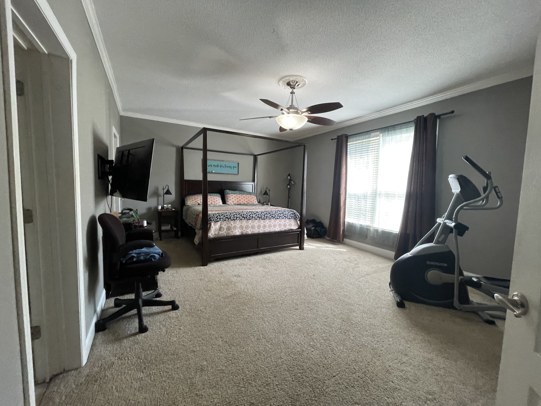 5020 Katie Ln