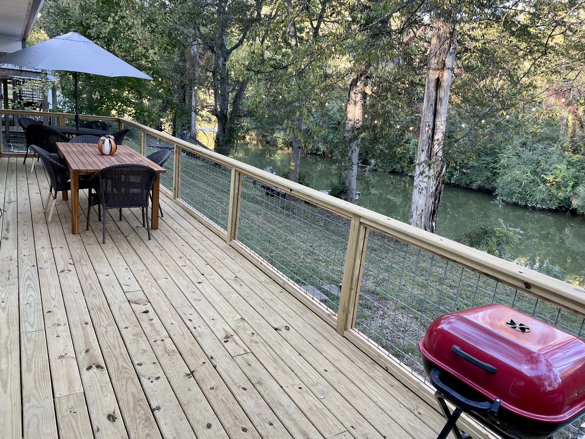 1210 Lakeside Dr