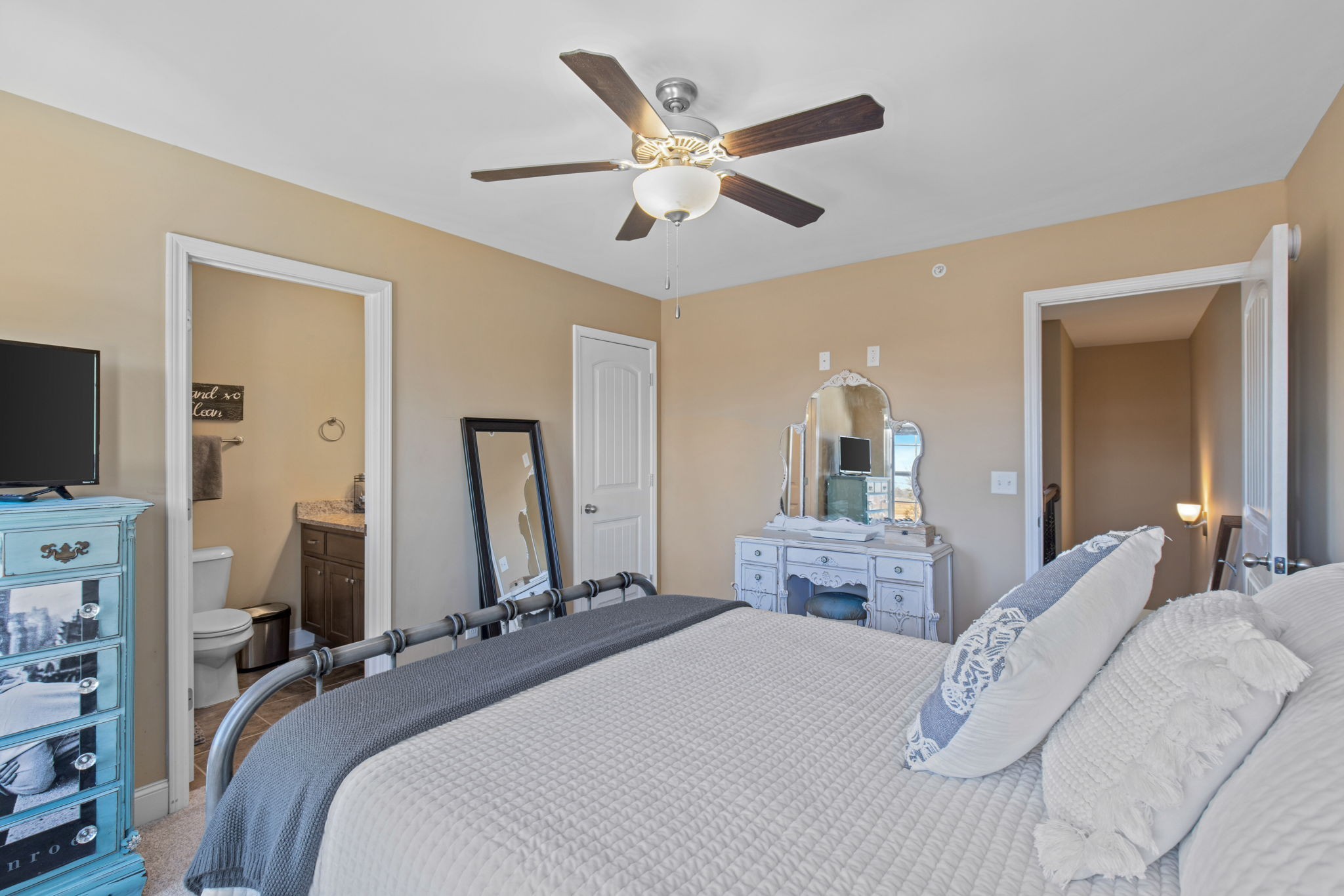 2087 Downstream Dr Unit: 21