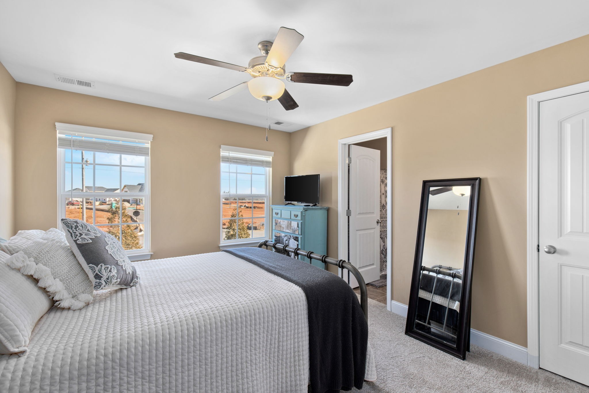2087 Downstream Dr Unit: 21