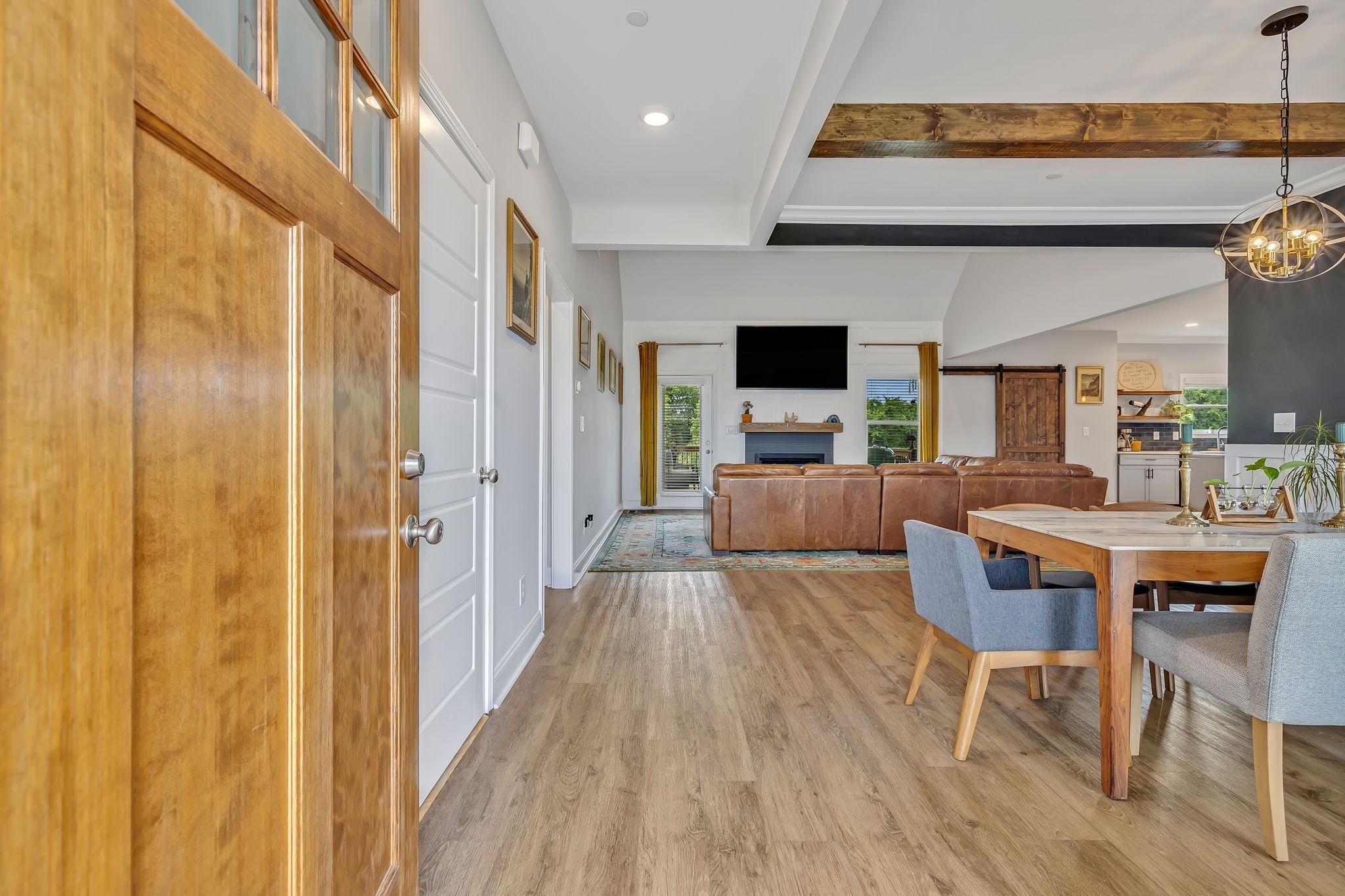 1395 Hicks Edgen Rd