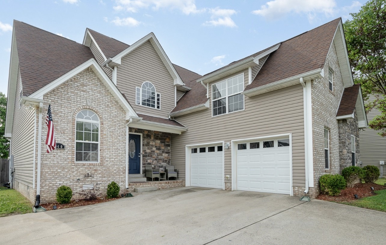 240 Misty Dr