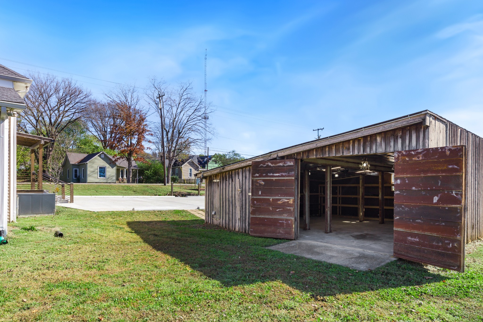 308 N Main St