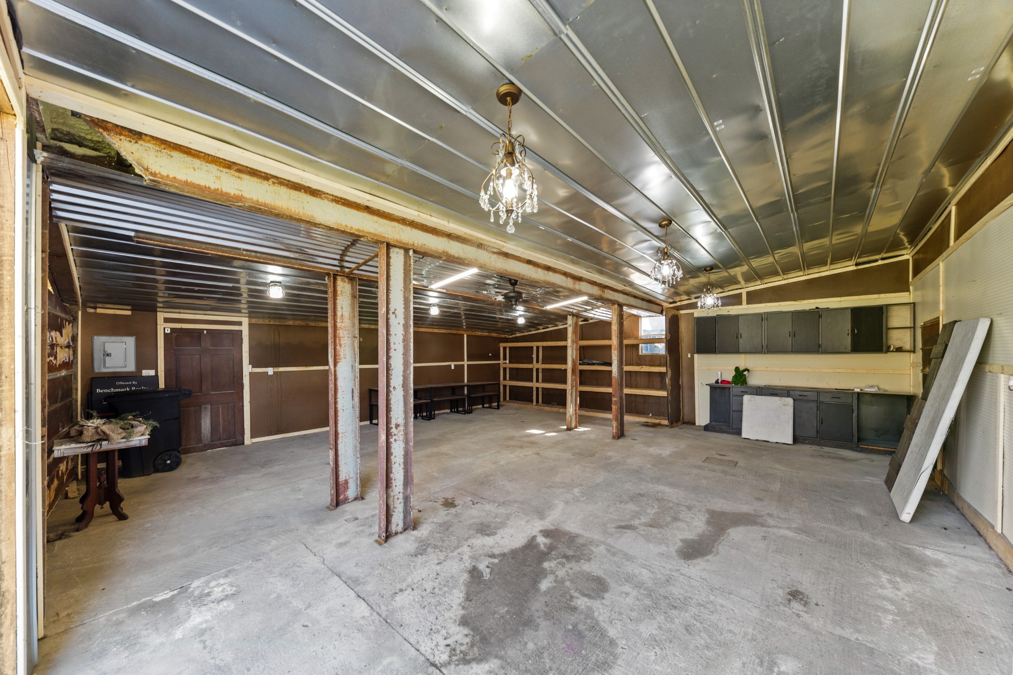 308 N Main St