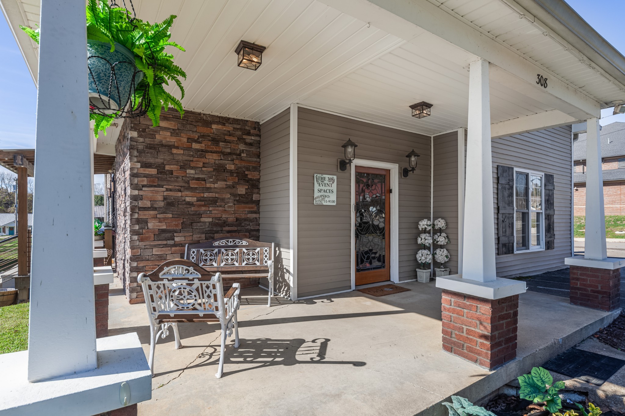 308 N Main St