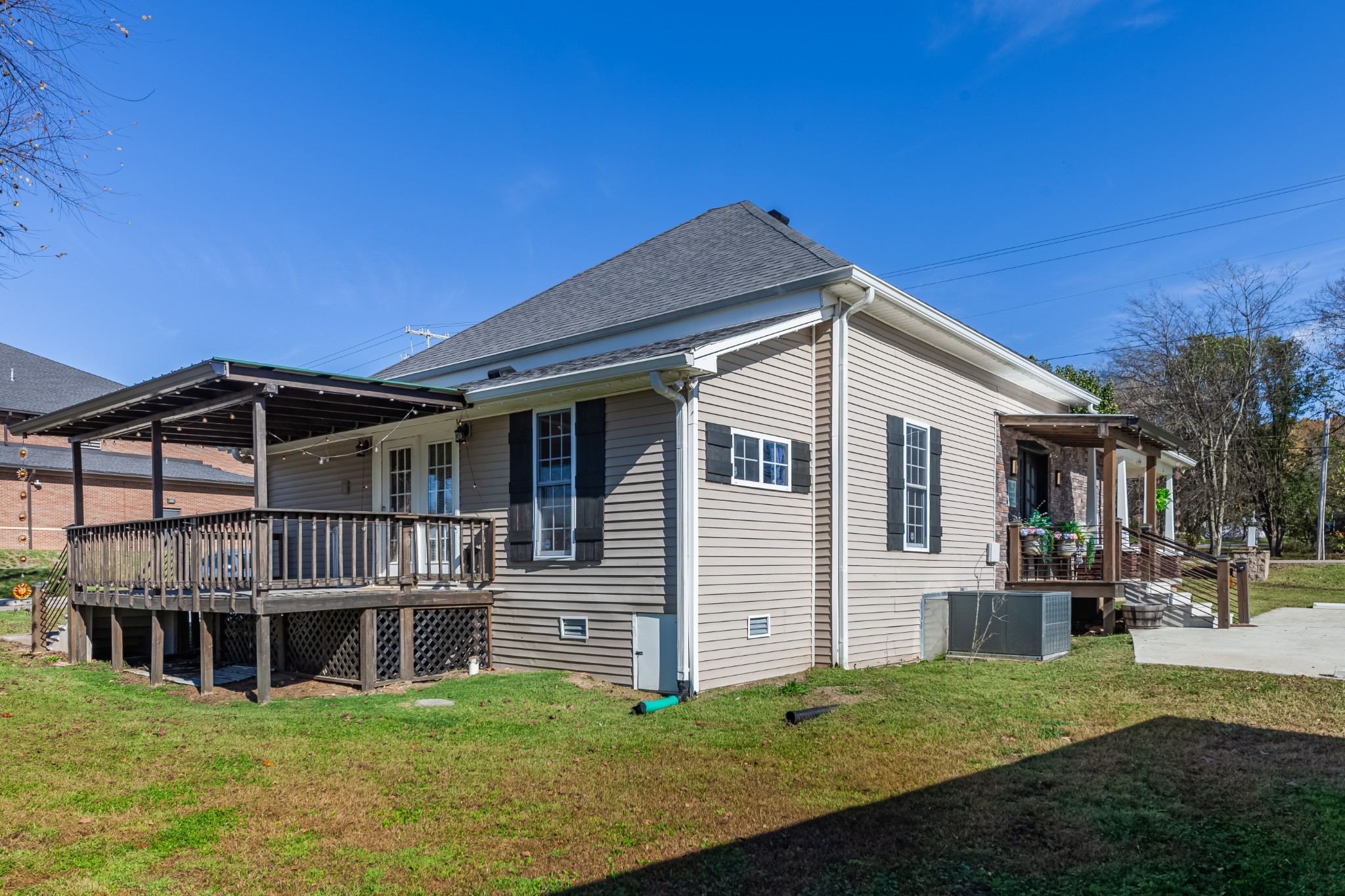 308 N Main St