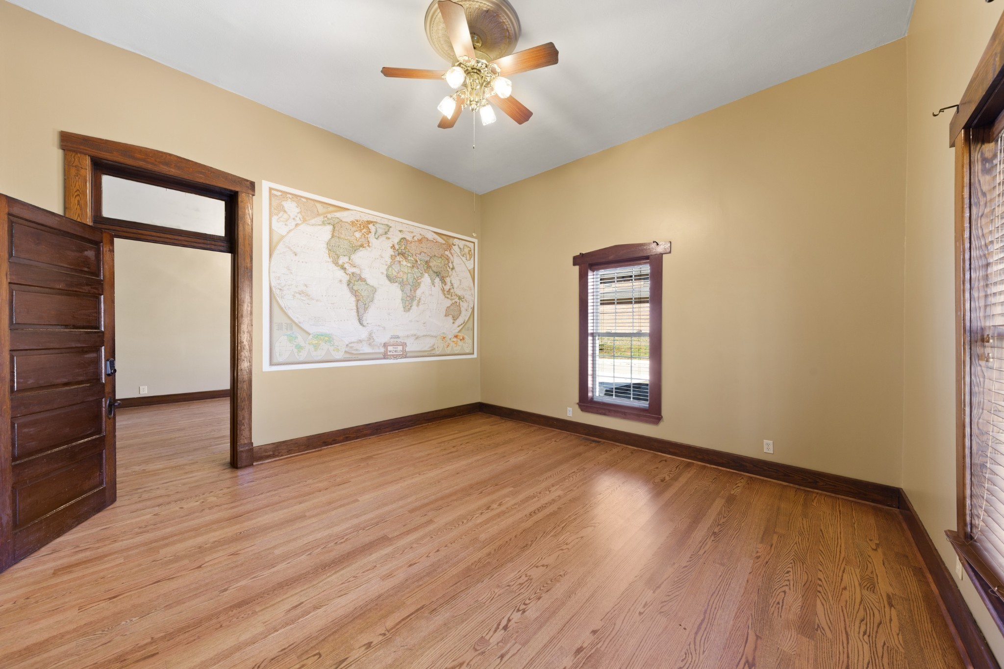 308 N Main St