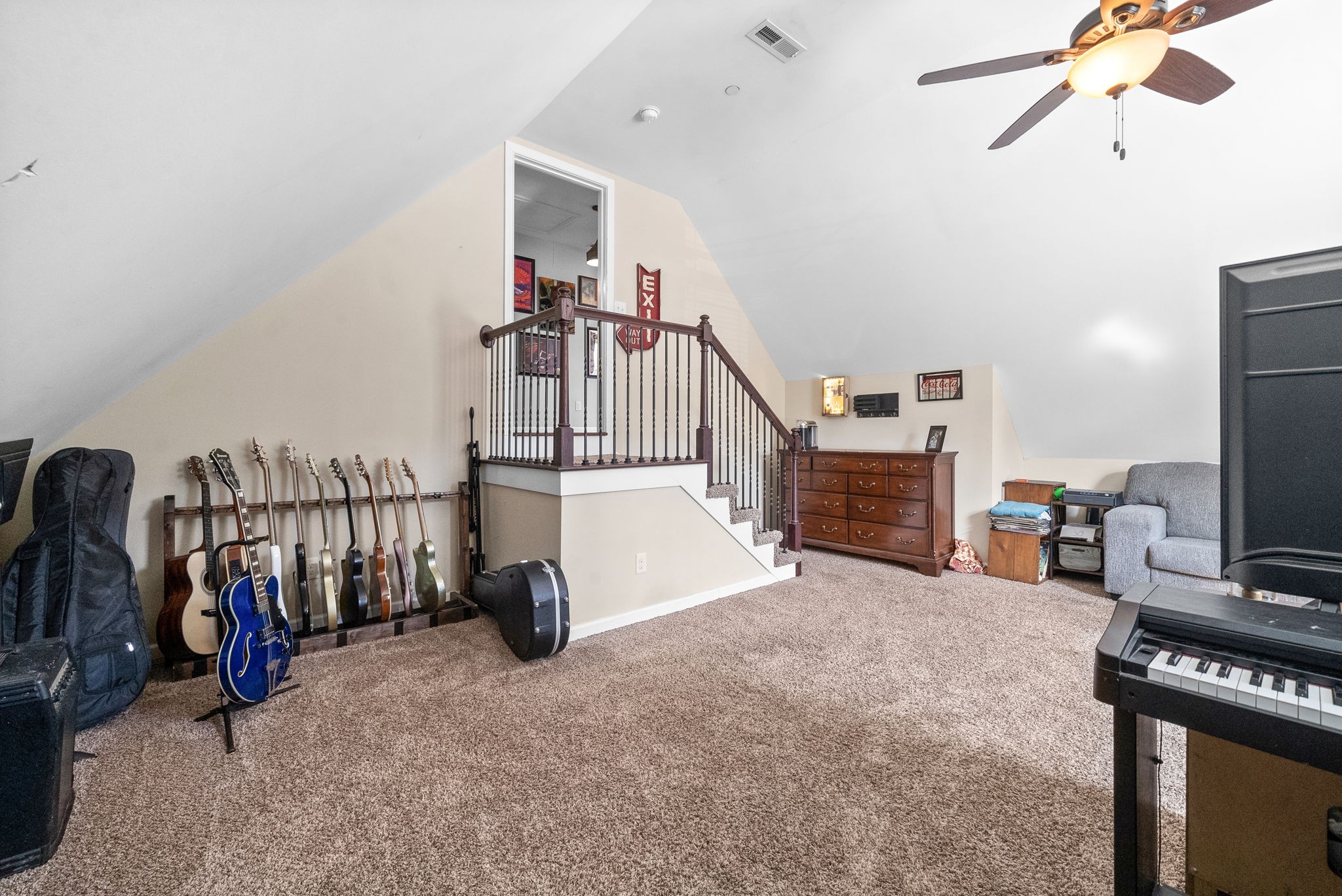210 Suesand Ct