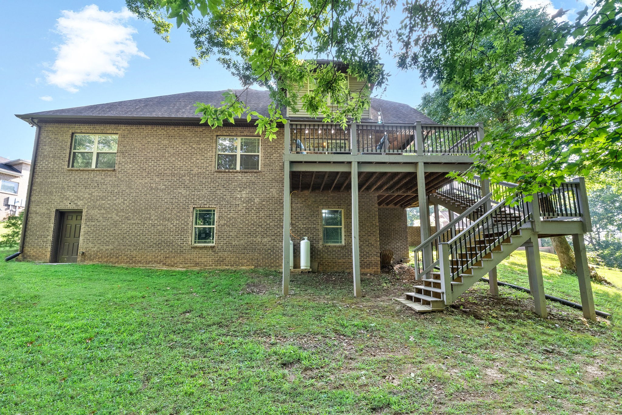210 Suesand Ct