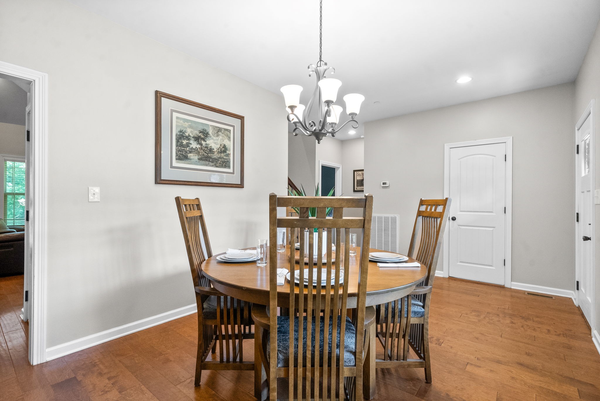 210 Suesand Ct