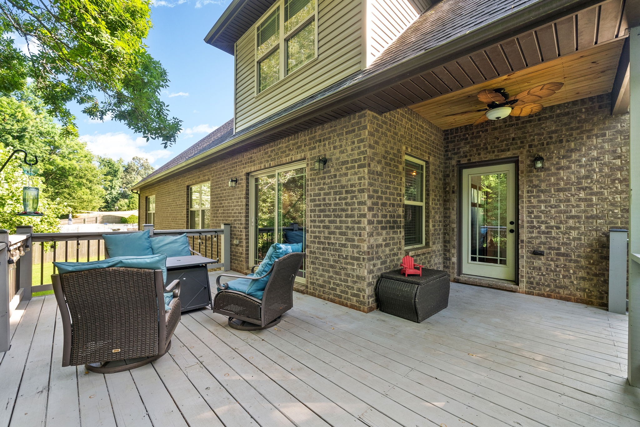 210 Suesand Ct