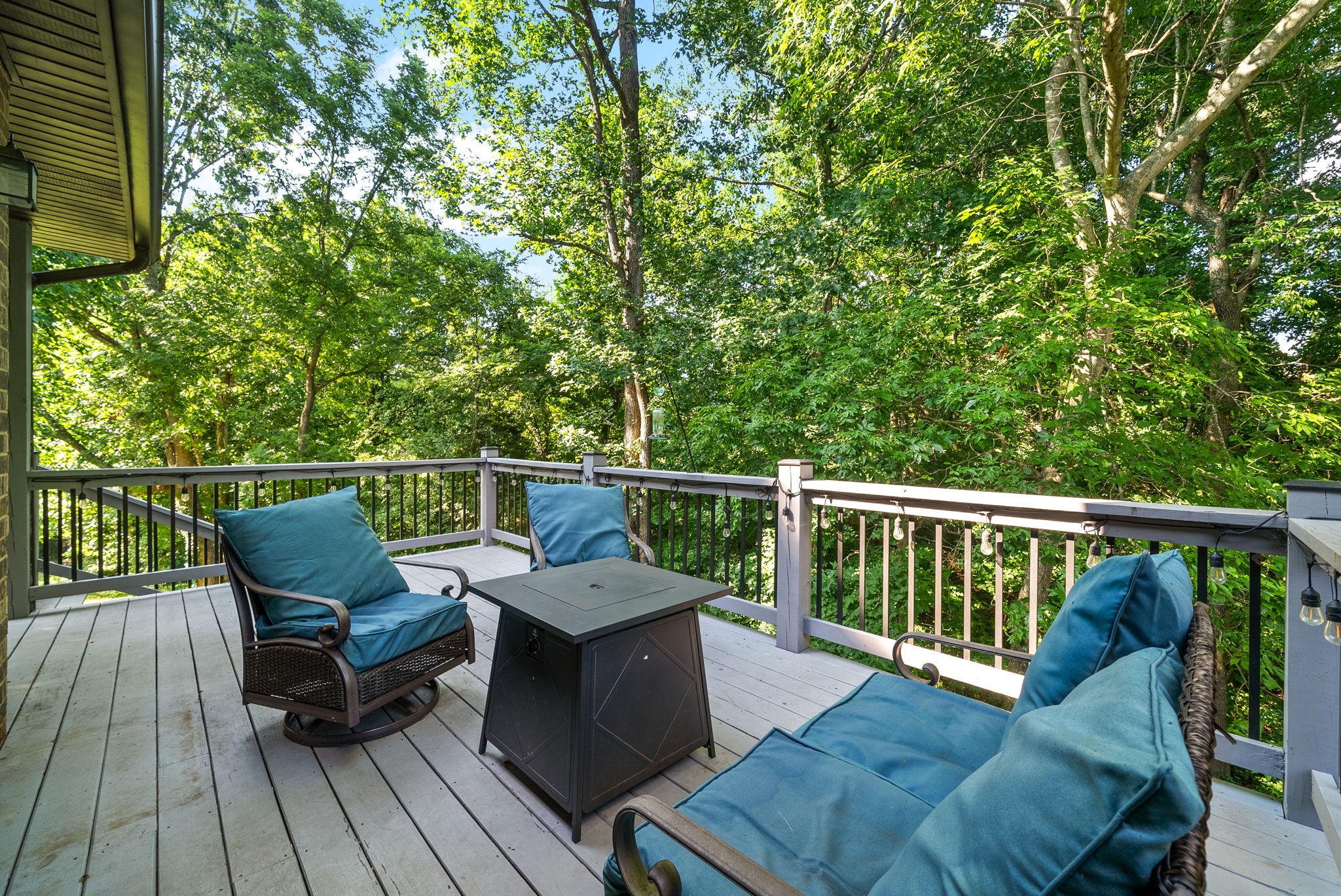 210 Suesand Ct