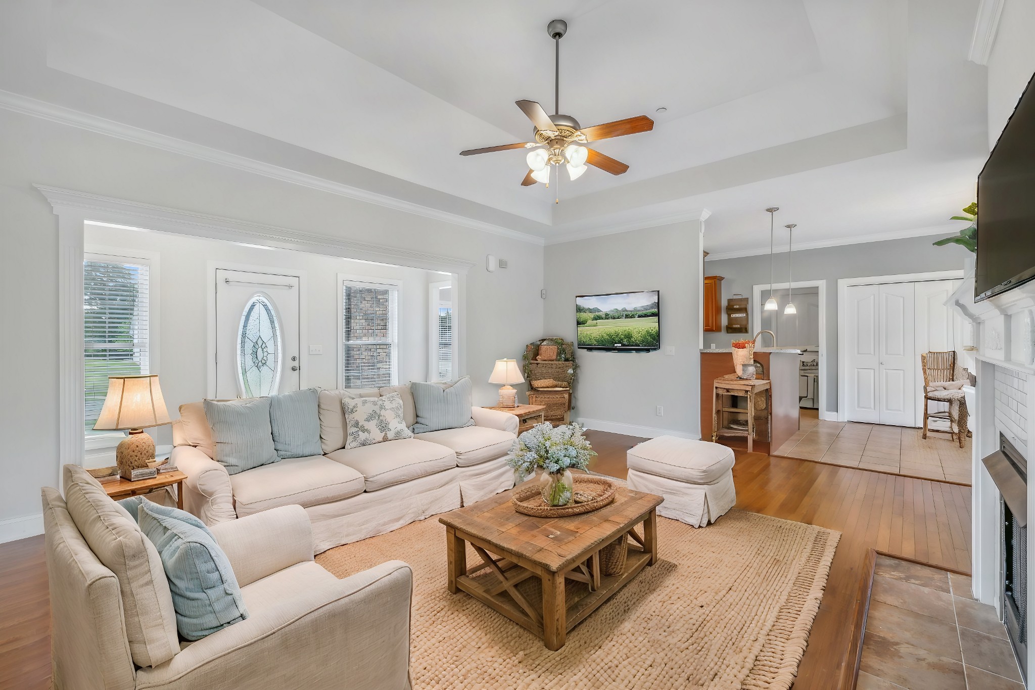 852 Dixie Ln