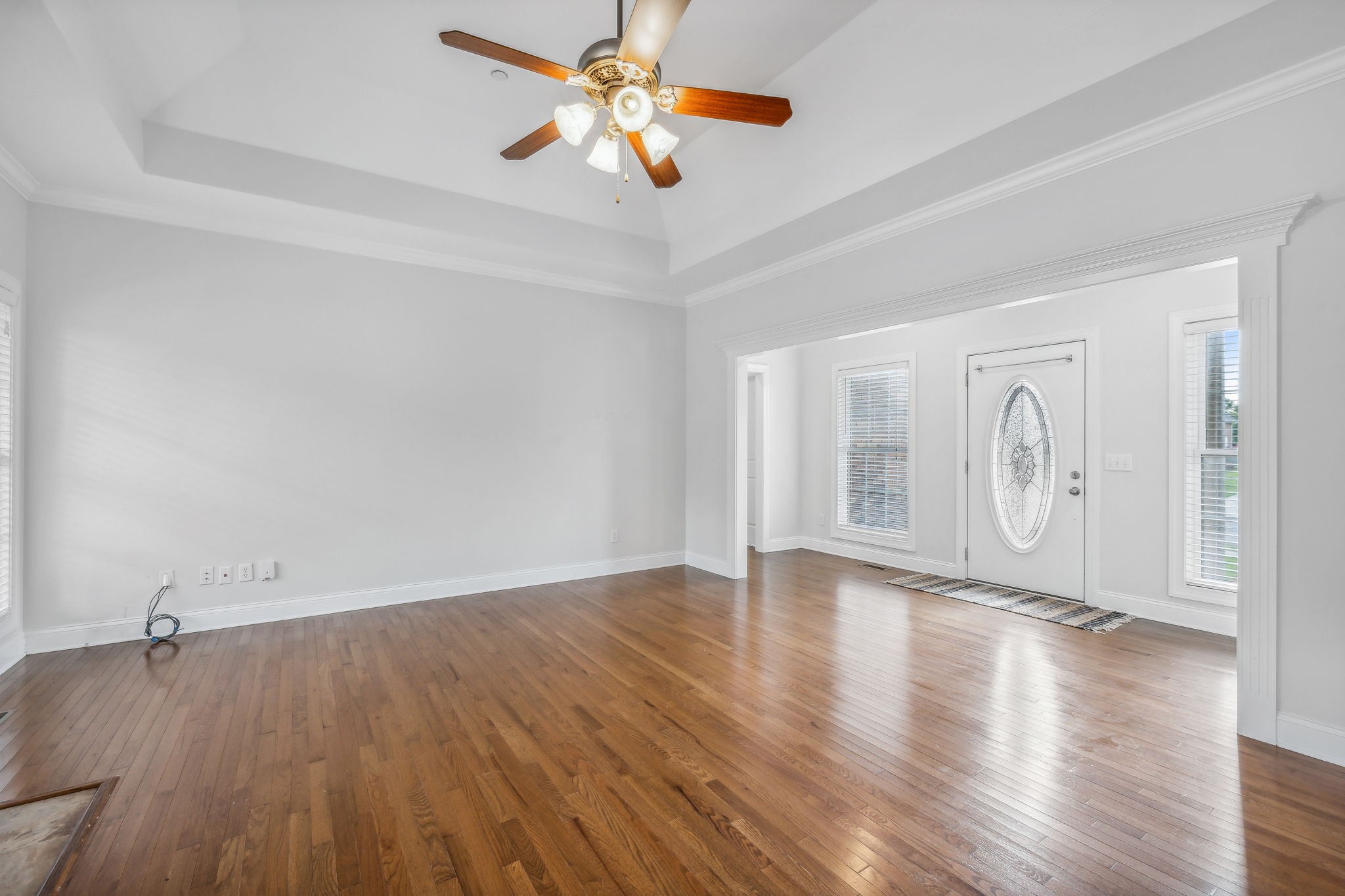 852 Dixie Ln
